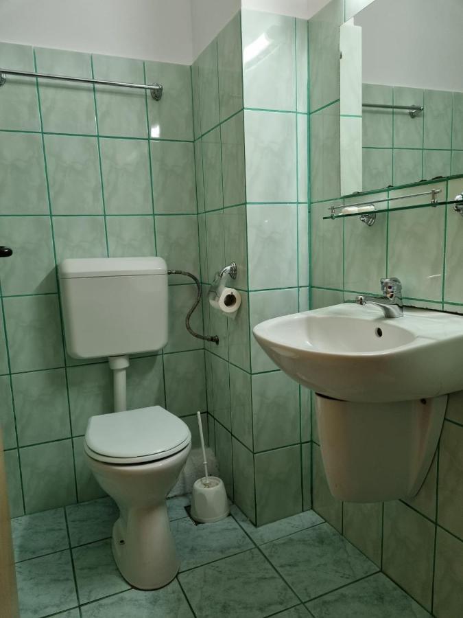 فندق Randunica Văliug المظهر الخارجي الصورة