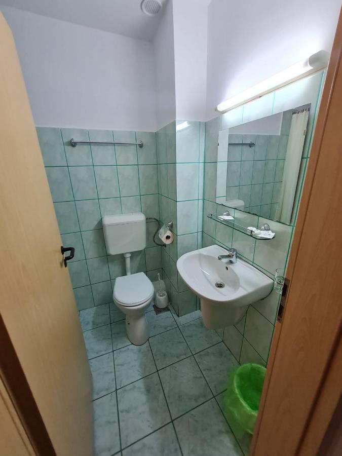 فندق Randunica Văliug المظهر الخارجي الصورة